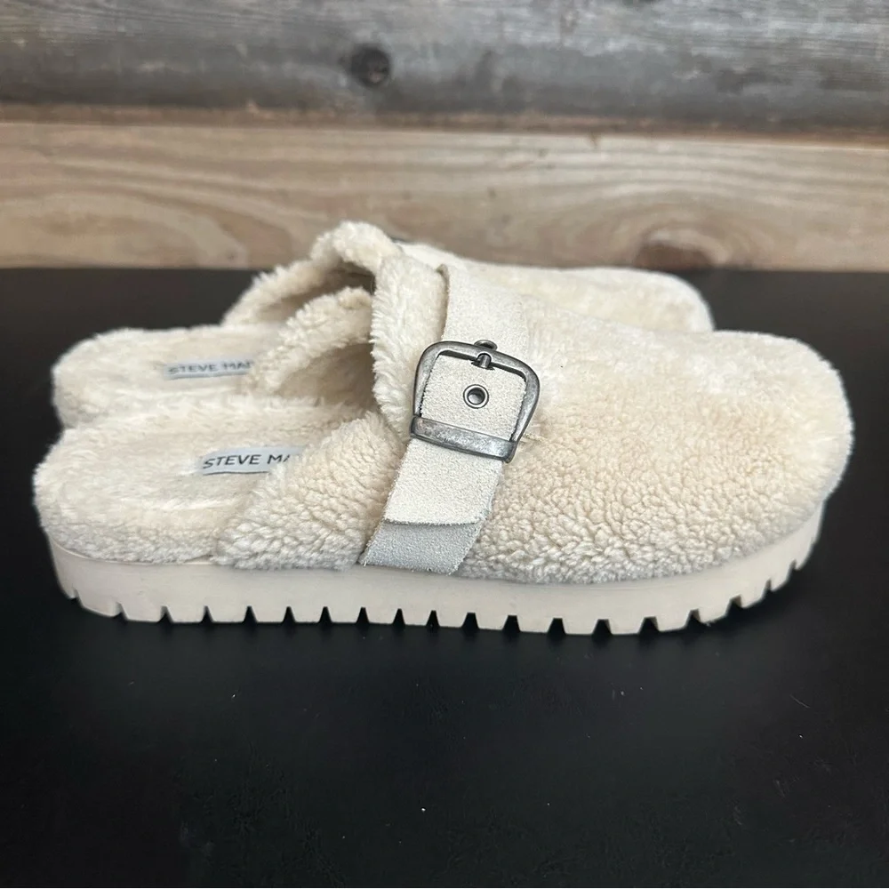 STEVE MADDEN Women’s Off White Nina Buckle Slip On Faux Fur Clogs Shoes 6.5 - Picture 5 of 11
